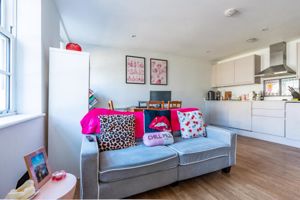 Photo 15- click for photo gallery